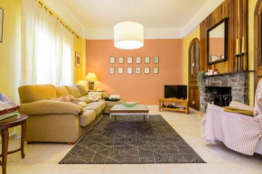 Casa San Rafael amplio chalet con gran jardín